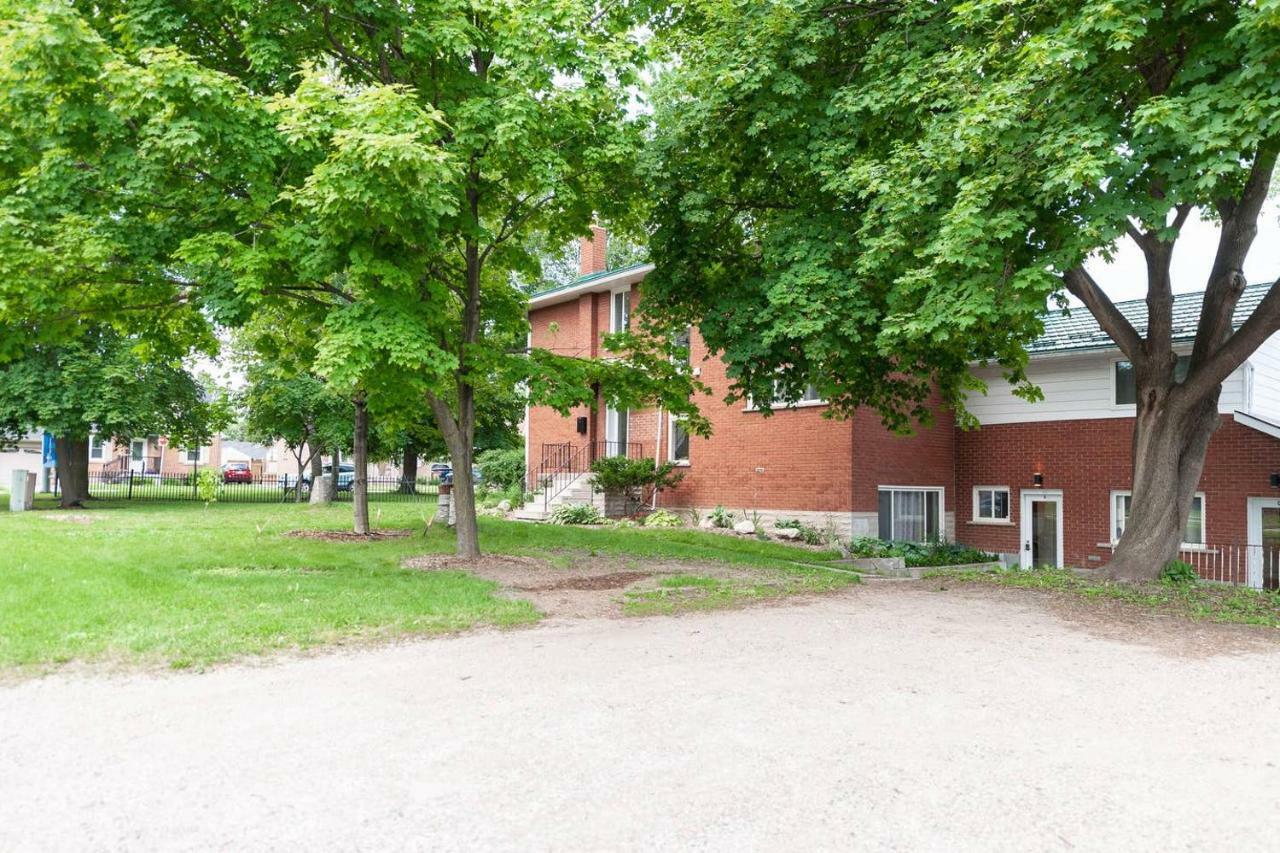 Entire 2 Bedroom Apartment Uptown Waterloo - E1 Eksteriør billede
